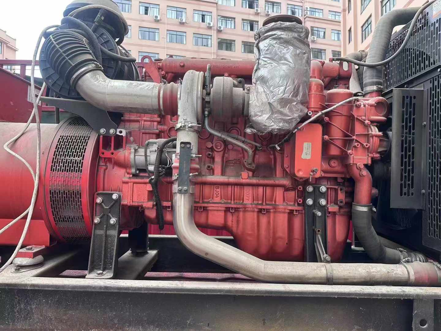 莲湖如何选择适合 600kW 柴油发电机组的过载保护器？