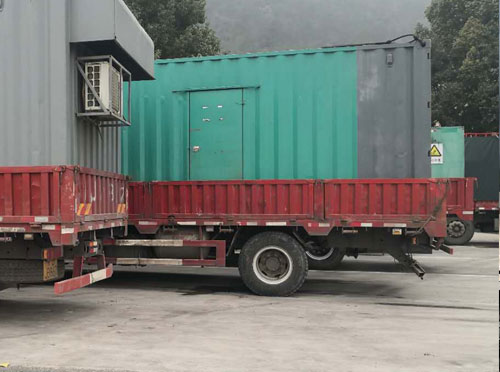 莲湖柴油发电机组使用注意安全事项有哪些？